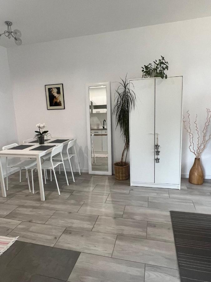 Apartament Wrzosowa Kudowa Zdroj Luaran gambar